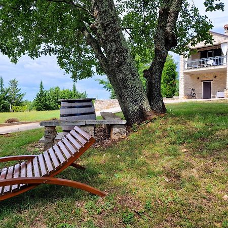 Oprtalj Stancija Ruseti Bed & Breakfast エクステリア 写真