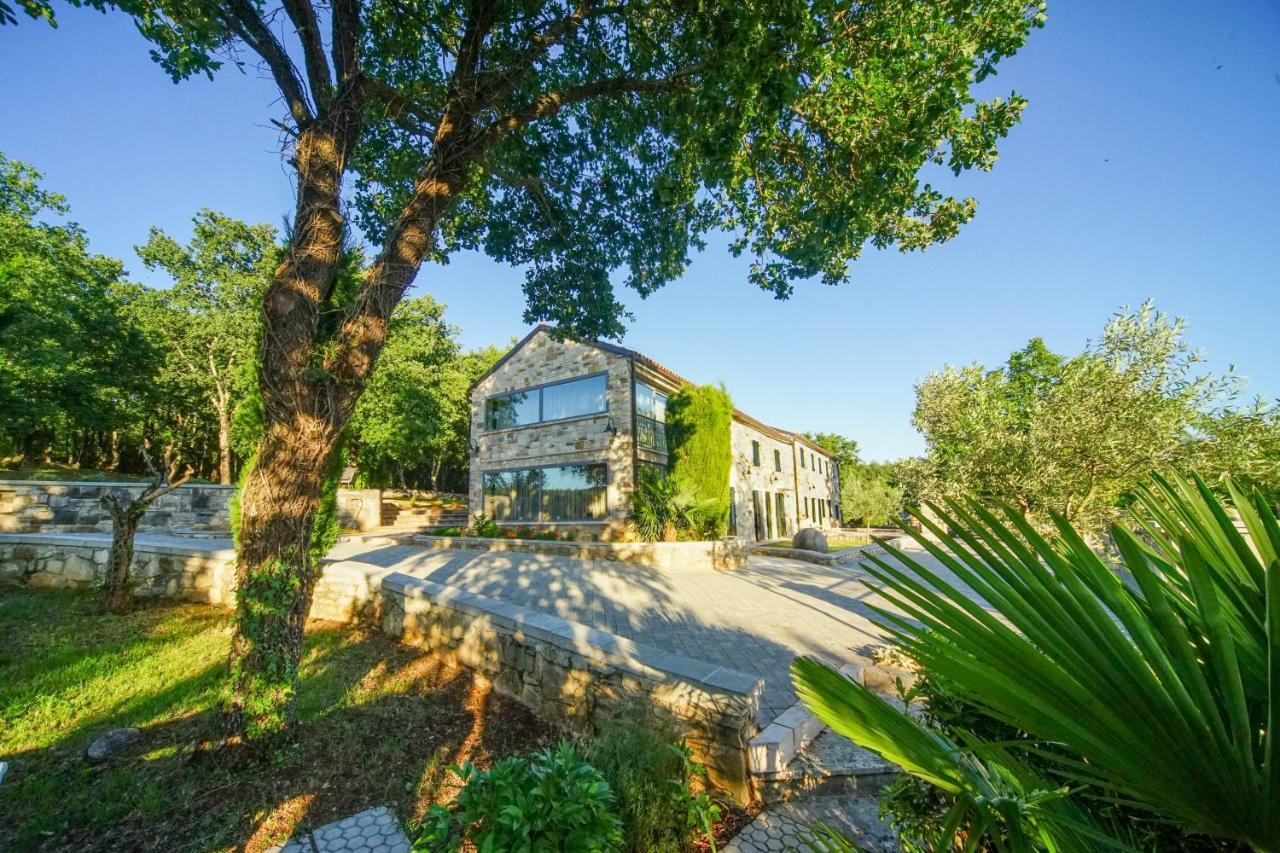 Oprtalj Stancija Ruseti Bed & Breakfast エクステリア 写真