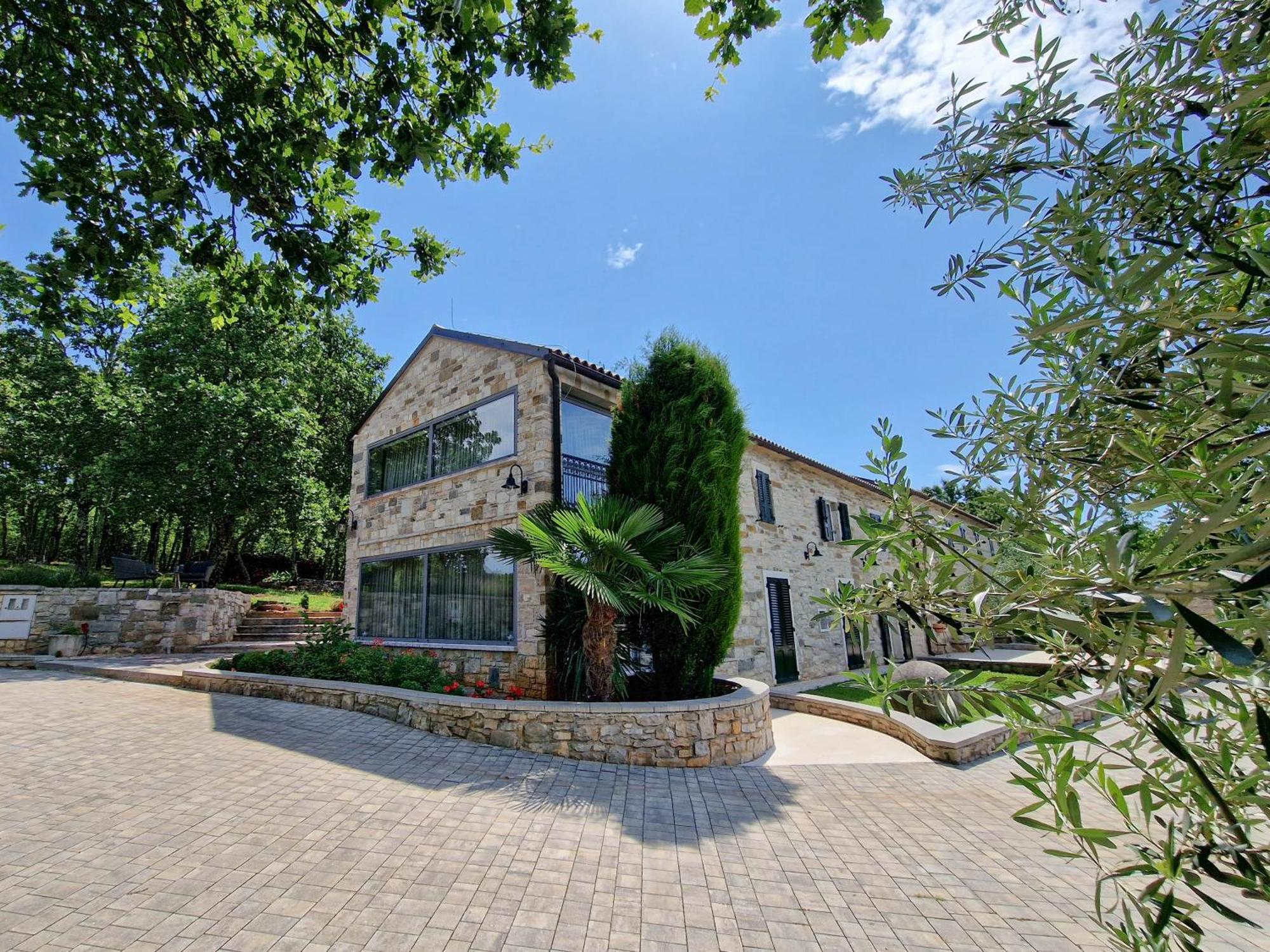 Oprtalj Stancija Ruseti Bed & Breakfast エクステリア 写真