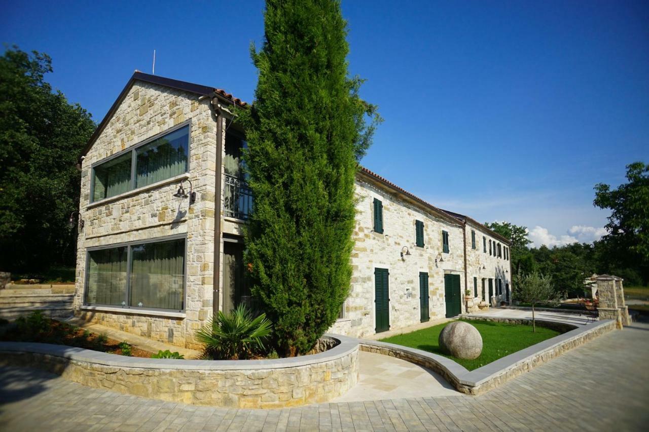 Oprtalj Stancija Ruseti Bed & Breakfast エクステリア 写真