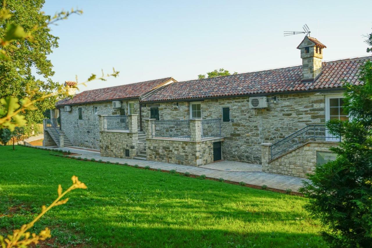 Oprtalj Stancija Ruseti Bed & Breakfast エクステリア 写真